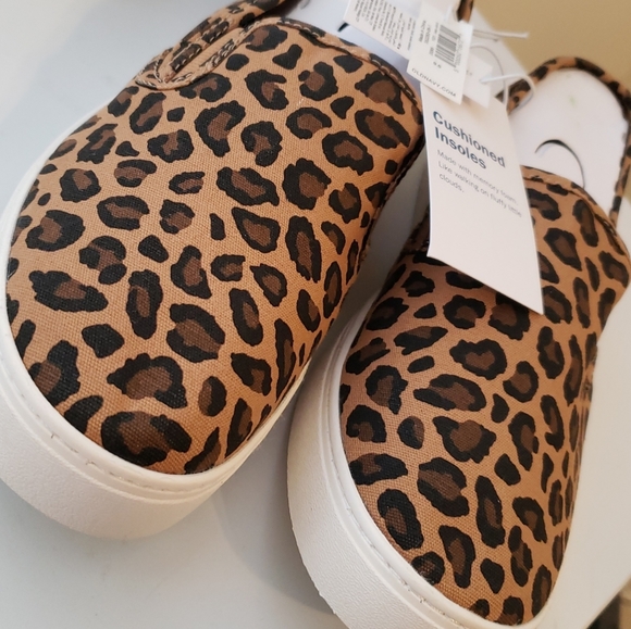 SOLD | Old Navy Canvas Slip-On Sneakers for Women - Picture 2 of 8